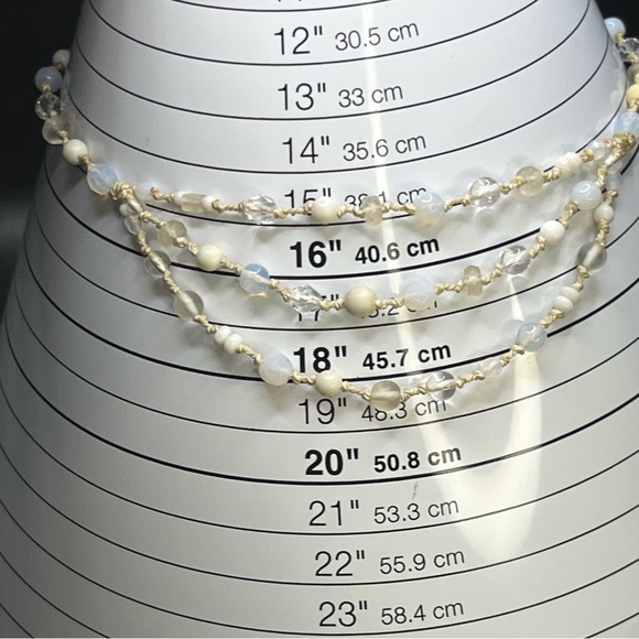 Vintage Monet multi strand beaded necklace opalescent glass gold tone - Picture 9 of 9